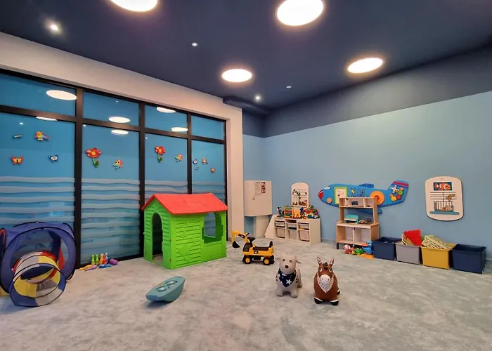 Pool & Leisure Polanki Park דירה *